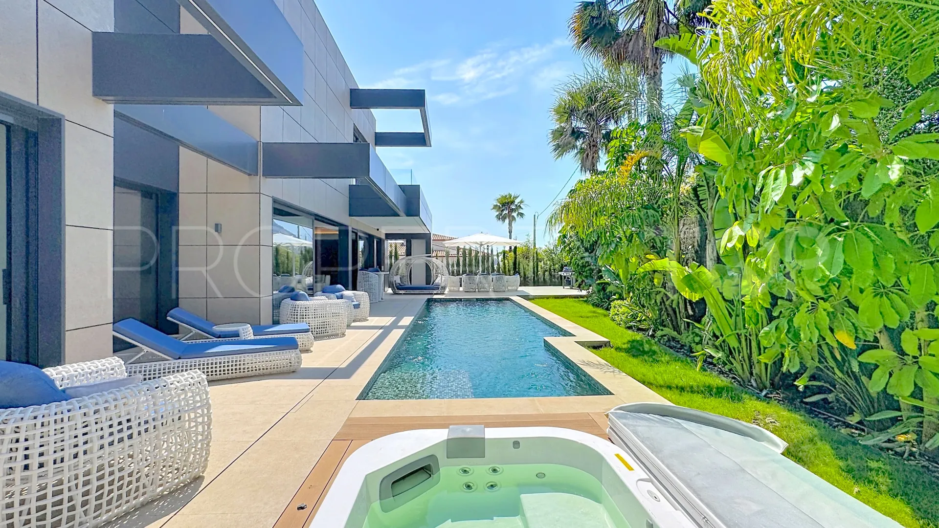 For sale 4 bedrooms villa in Calpe