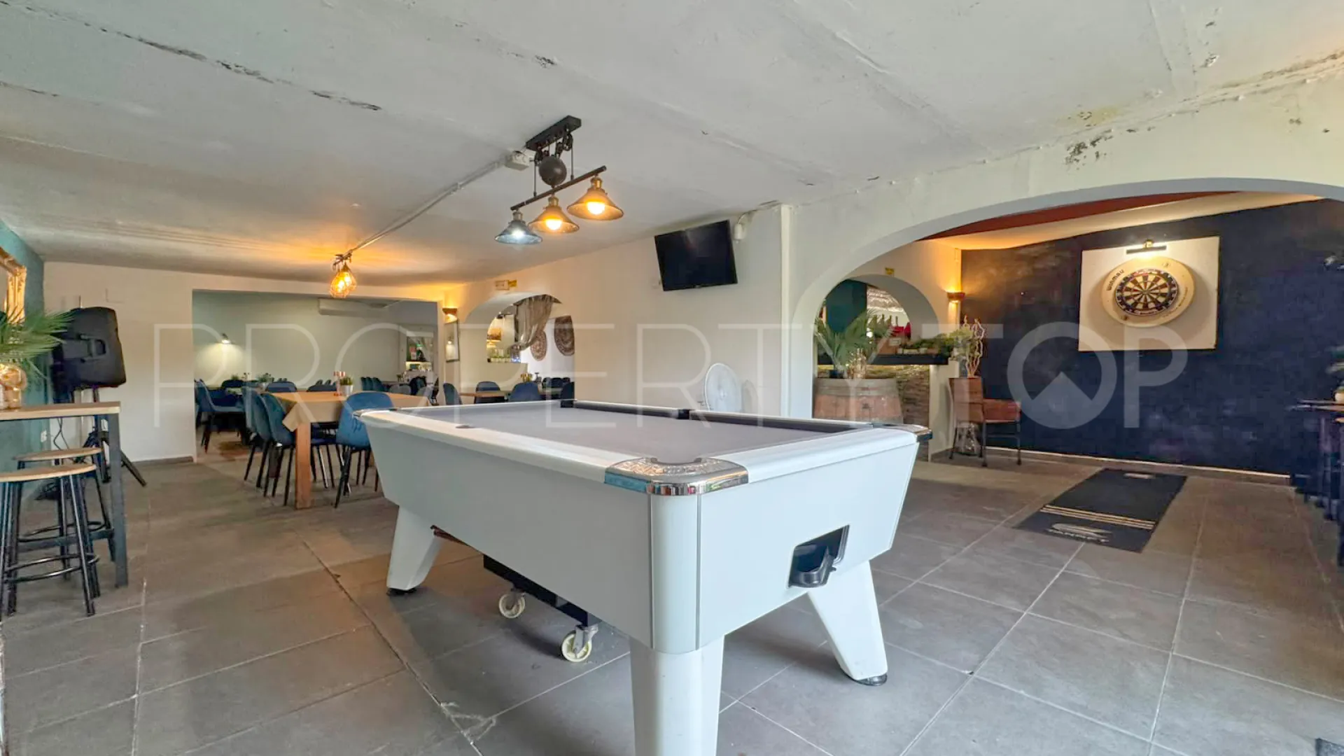 Arenal, restaurante a la venta