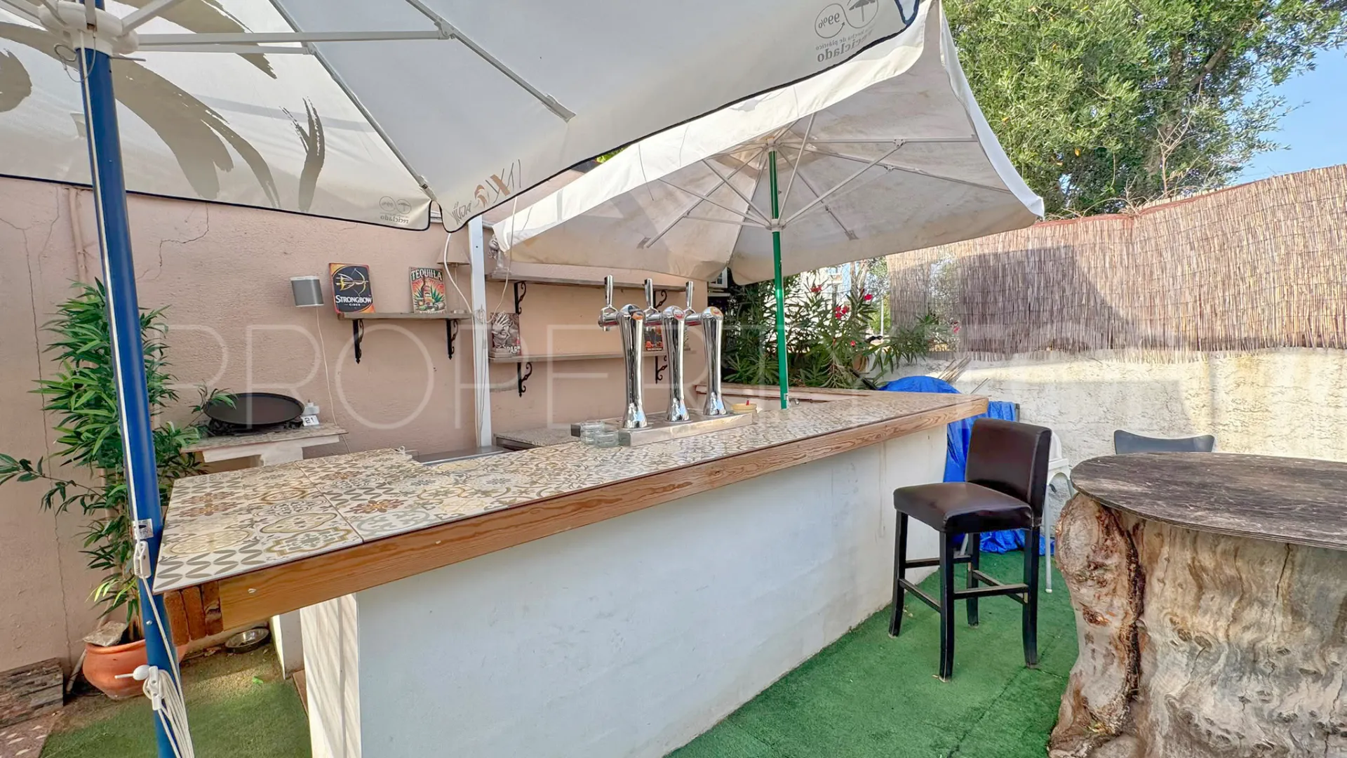 Arenal, restaurante a la venta