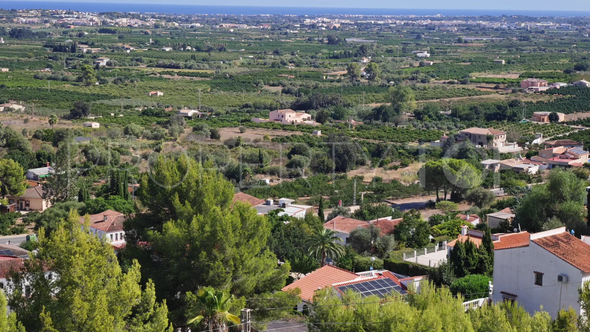 Villa en venta de 4 dormitorios en Benidoleig