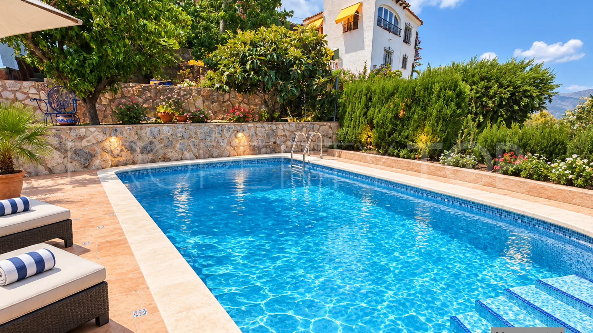Villa en venta de 4 dormitorios en Benidoleig