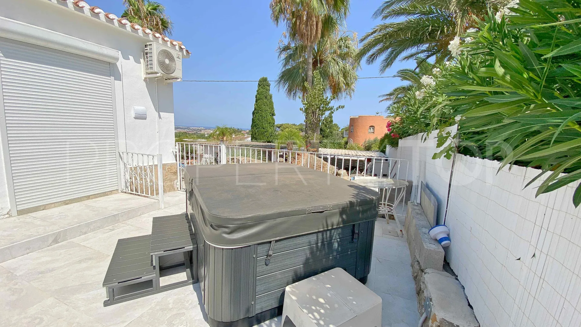 Denia, villa en venta con 2 dormitorios