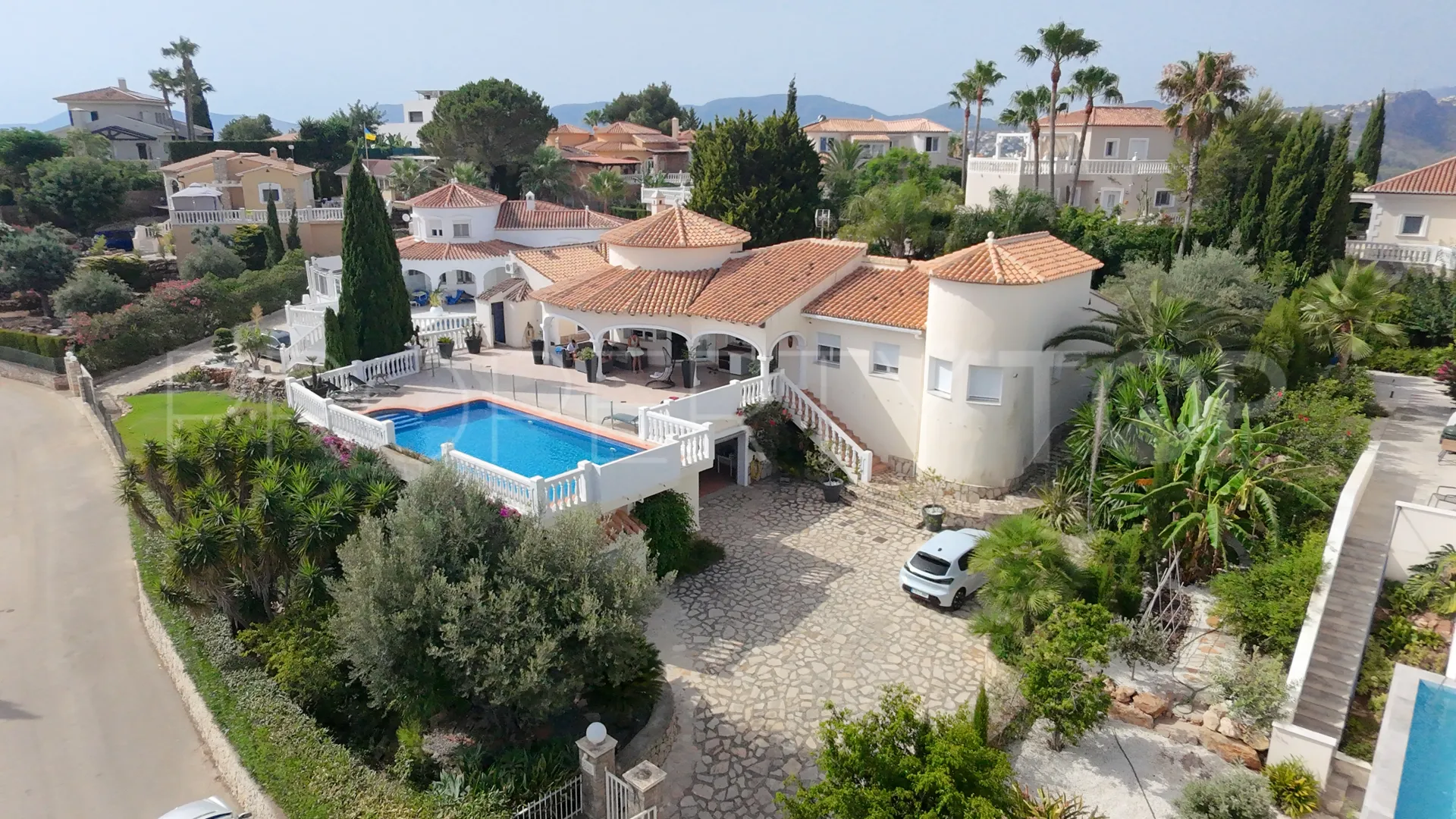 For sale villa with 5 bedrooms in La Sella Golf