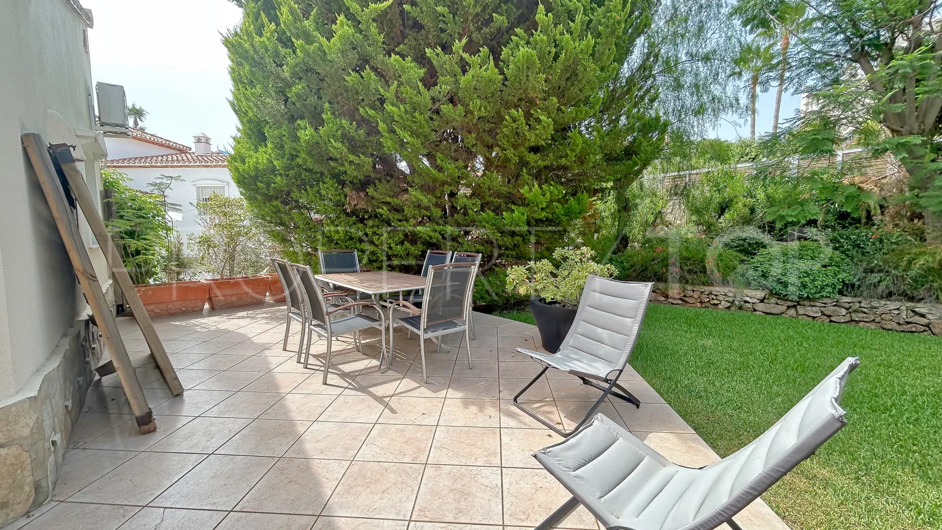 For sale villa with 5 bedrooms in La Sella Golf