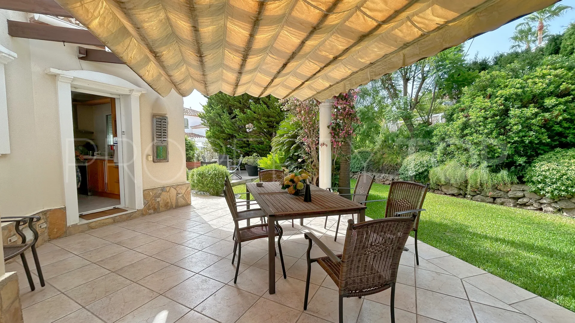 For sale villa with 5 bedrooms in La Sella Golf