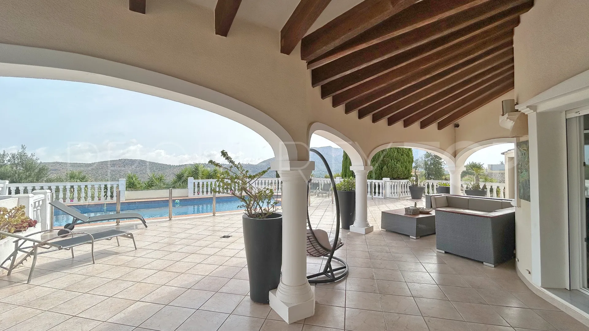 For sale villa with 5 bedrooms in La Sella Golf