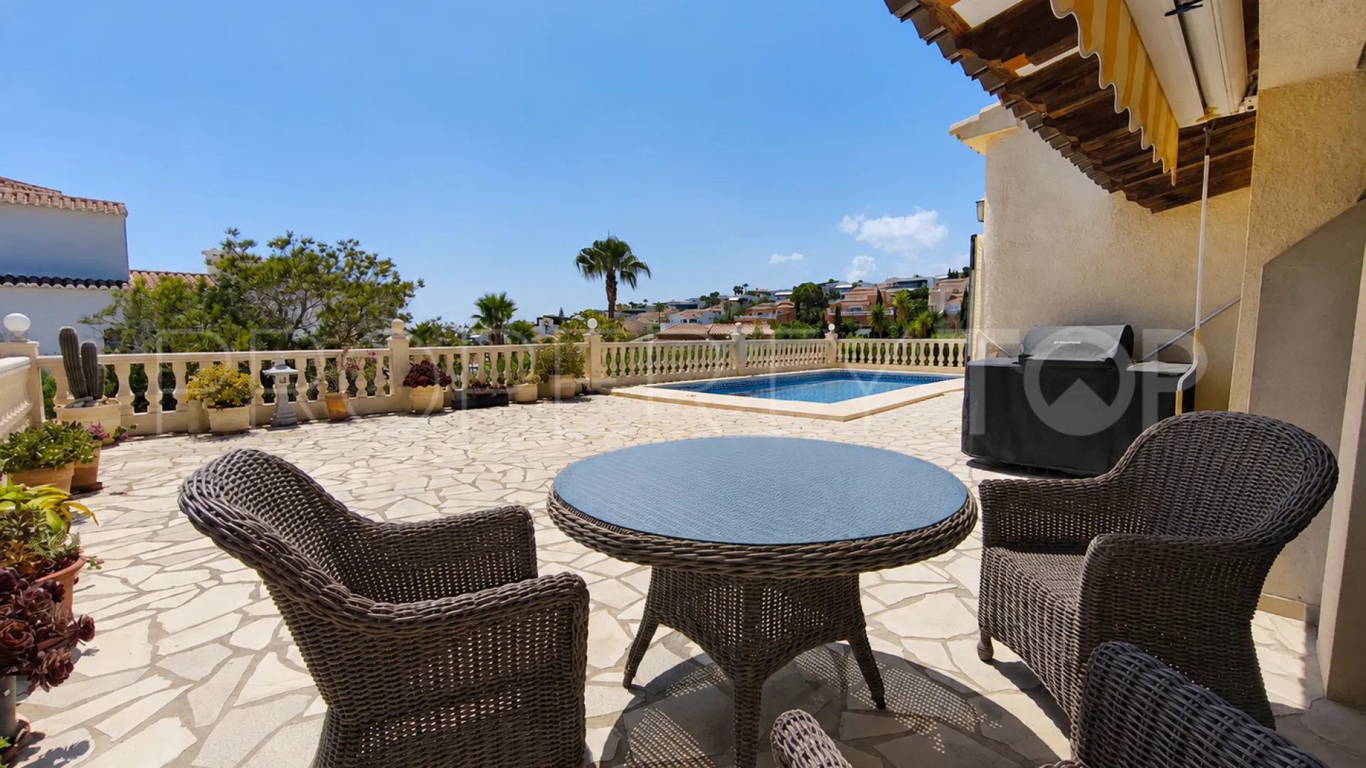 Se vende villa en Cumbre del Sol con 3 dormitorios