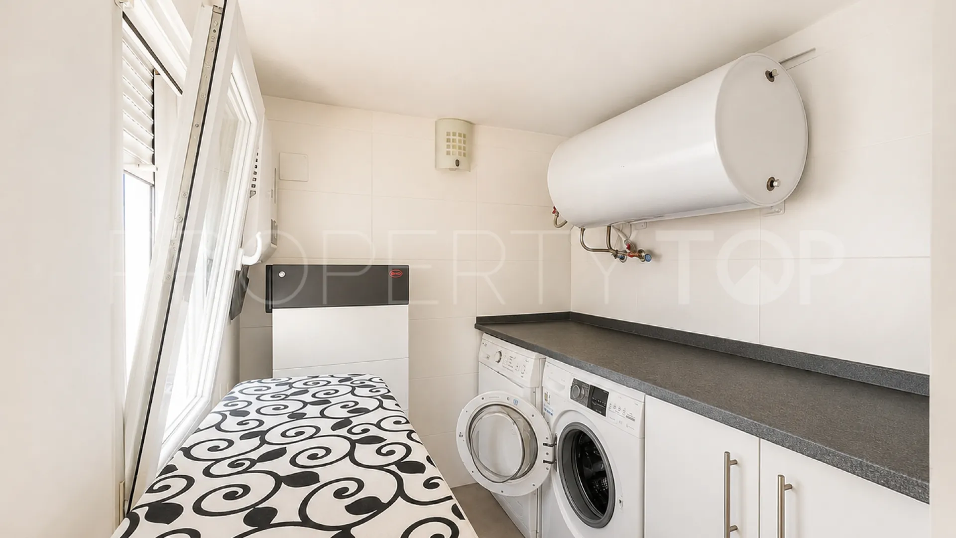 Villa a la venta en Marxuquera con 3 dormitorios