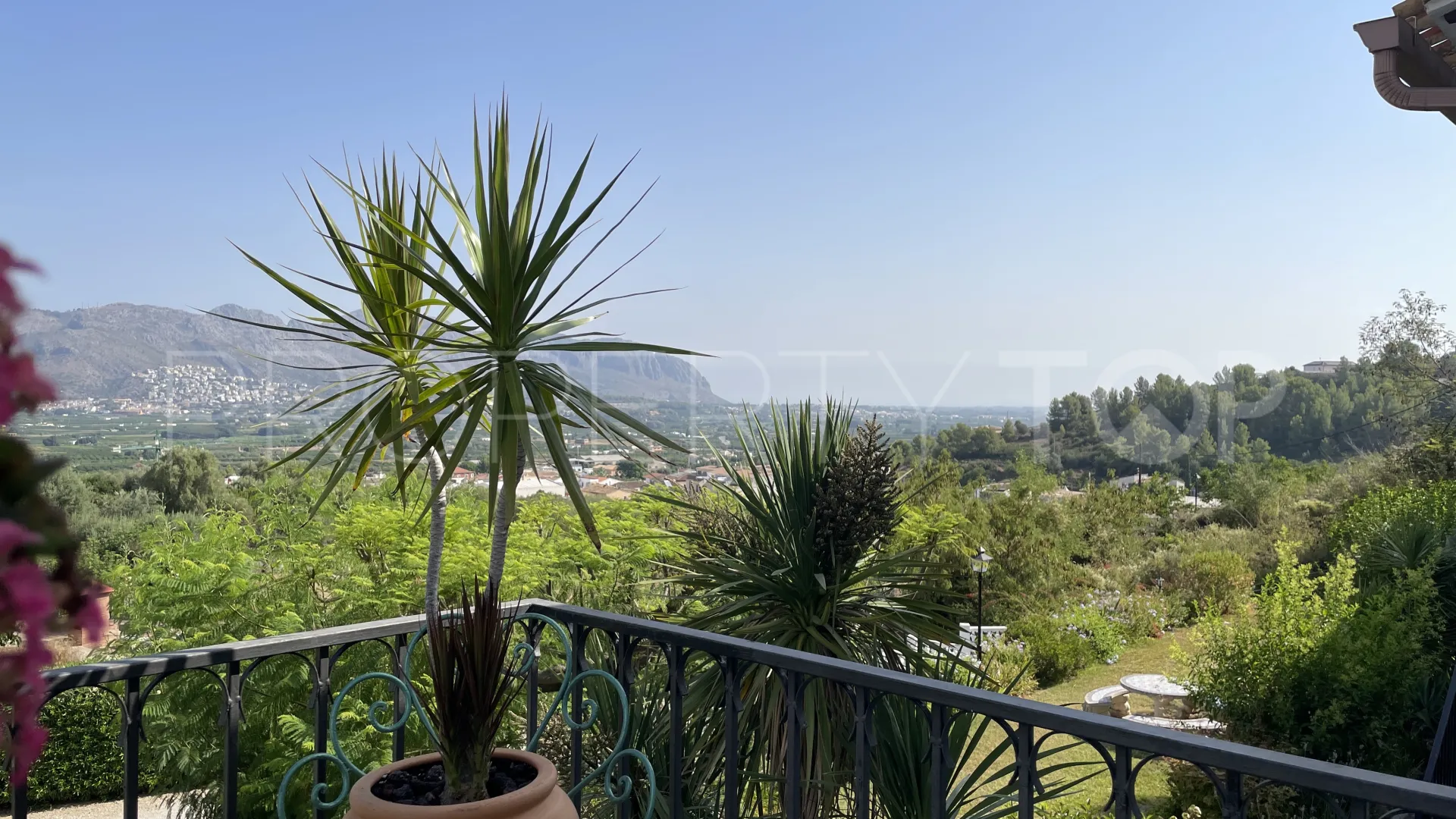 For sale villa in Benidoleig