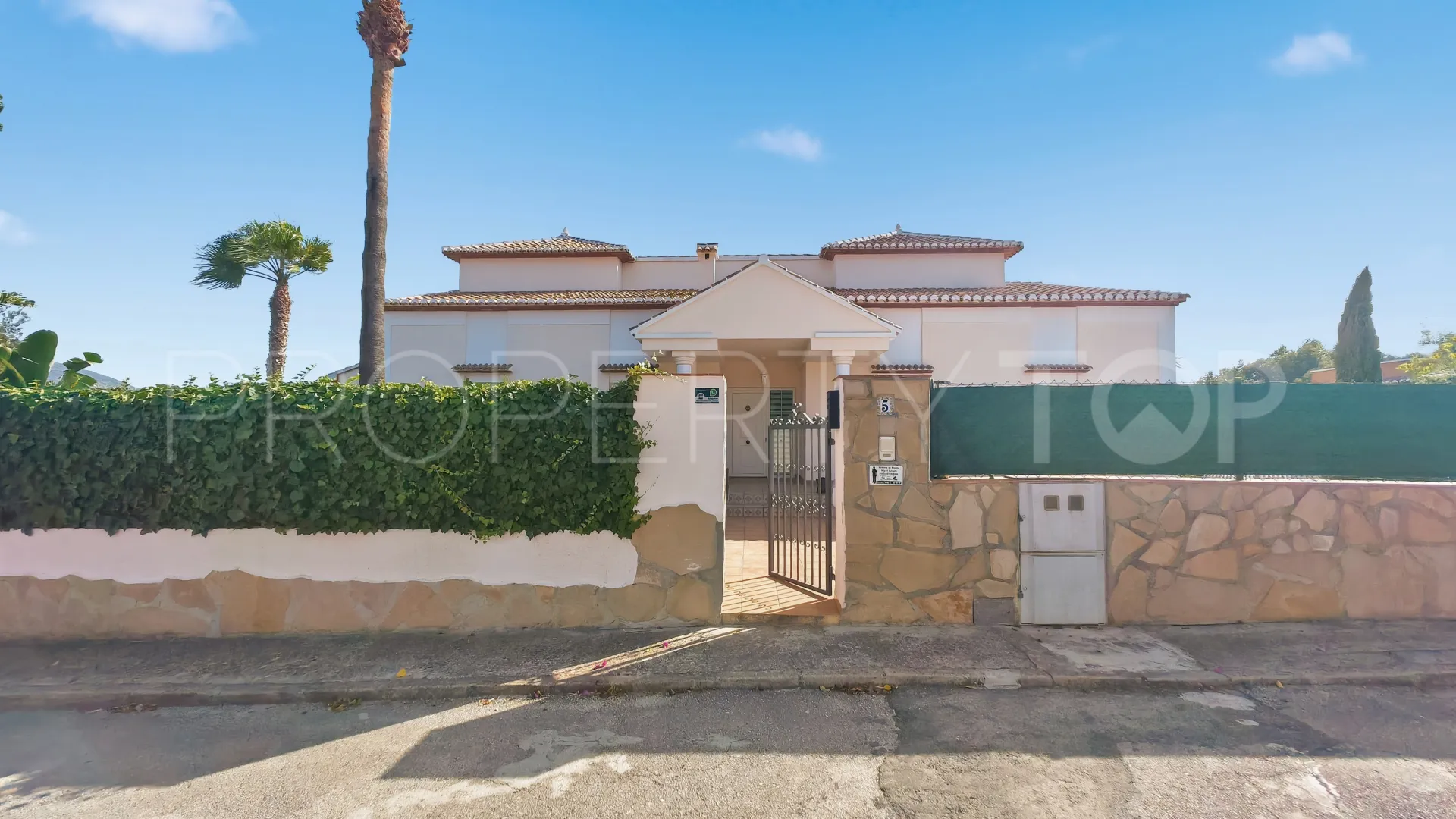 For sale Jávea villa with 2 bedrooms