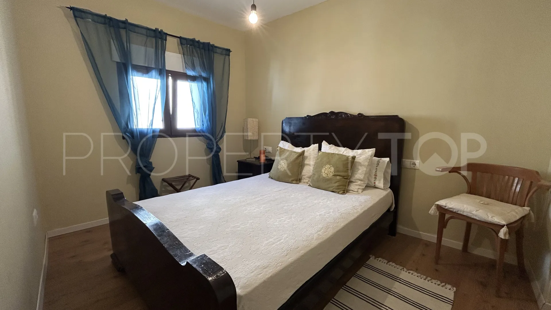 Adosado en venta en Parcent con 6 dormitorios