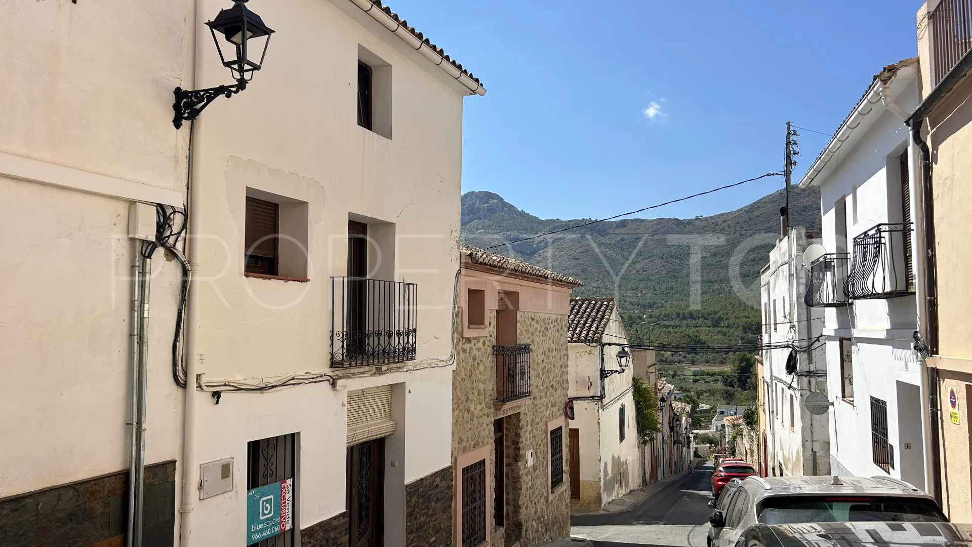 Adosado en venta en Parcent con 6 dormitorios