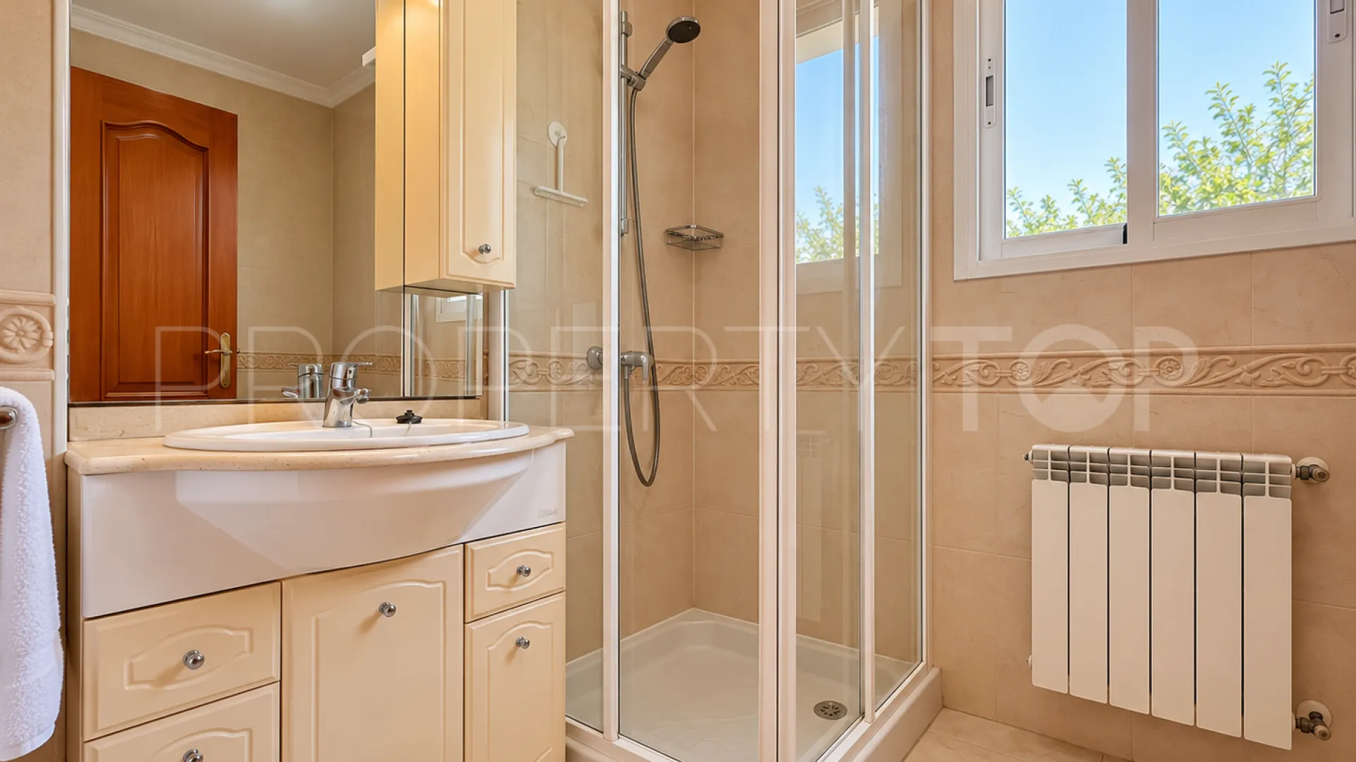 Villa en venta en Ador de 3 dormitorios
