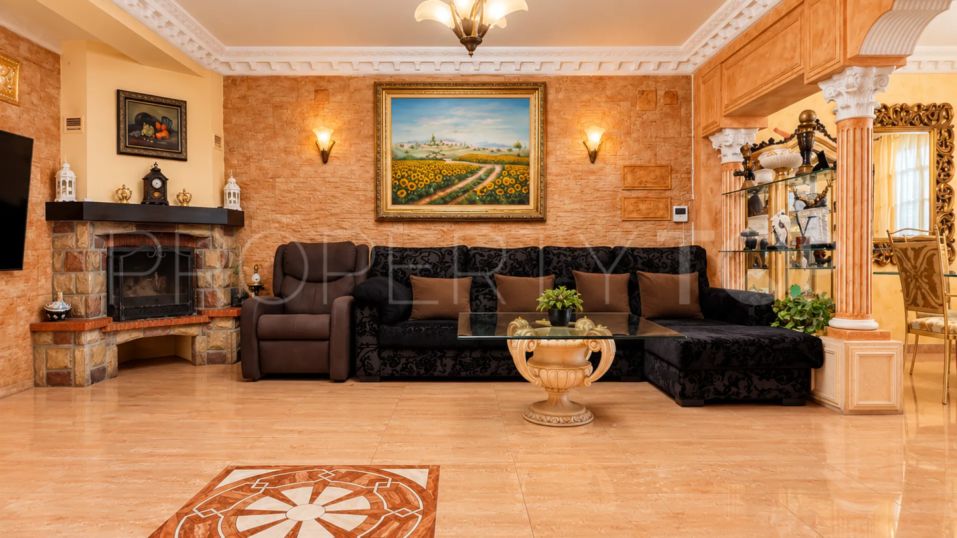 Se vende pareado en Oliva de 3 dormitorios