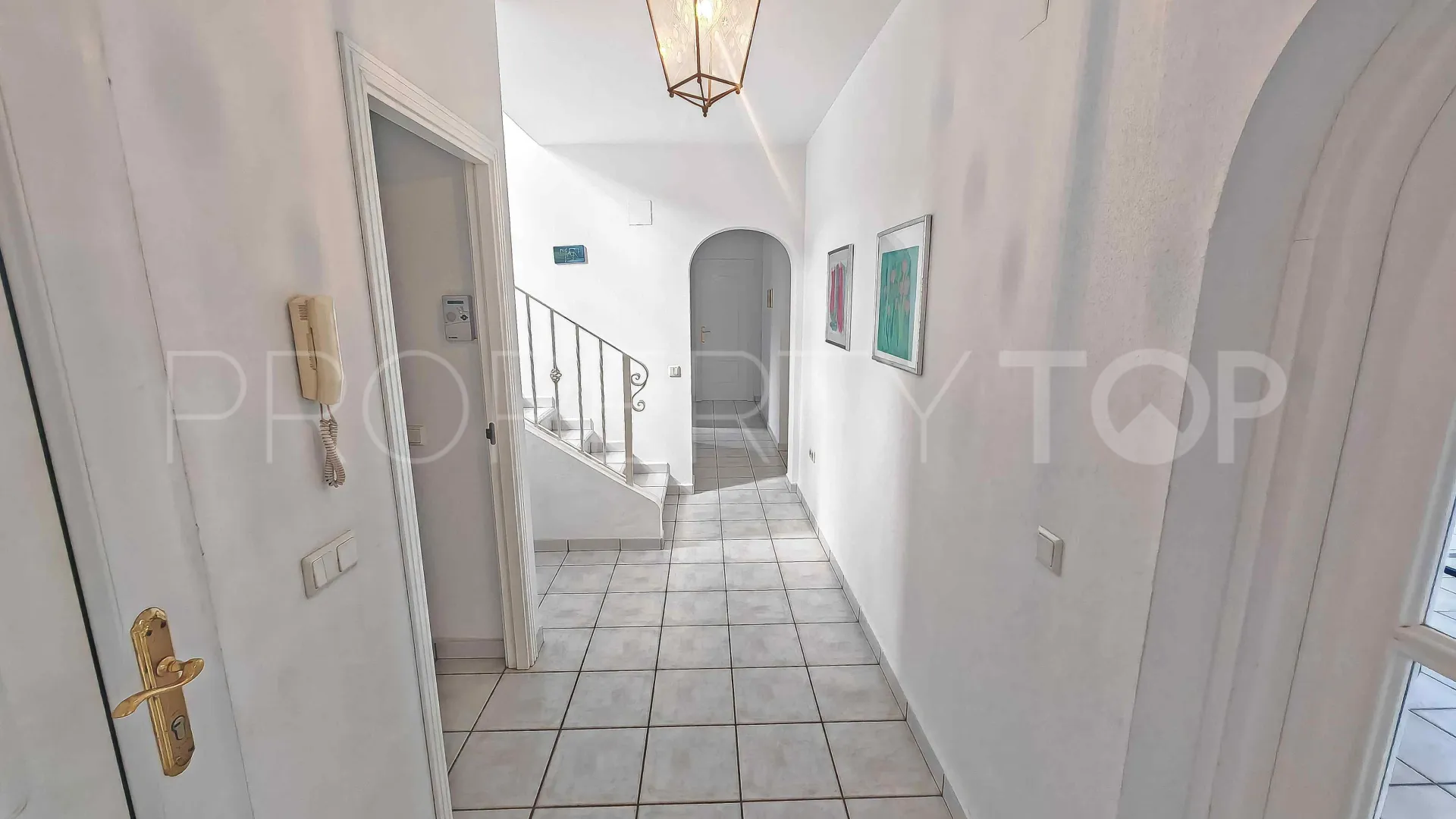 Buy villa with 3 bedrooms in Jávea