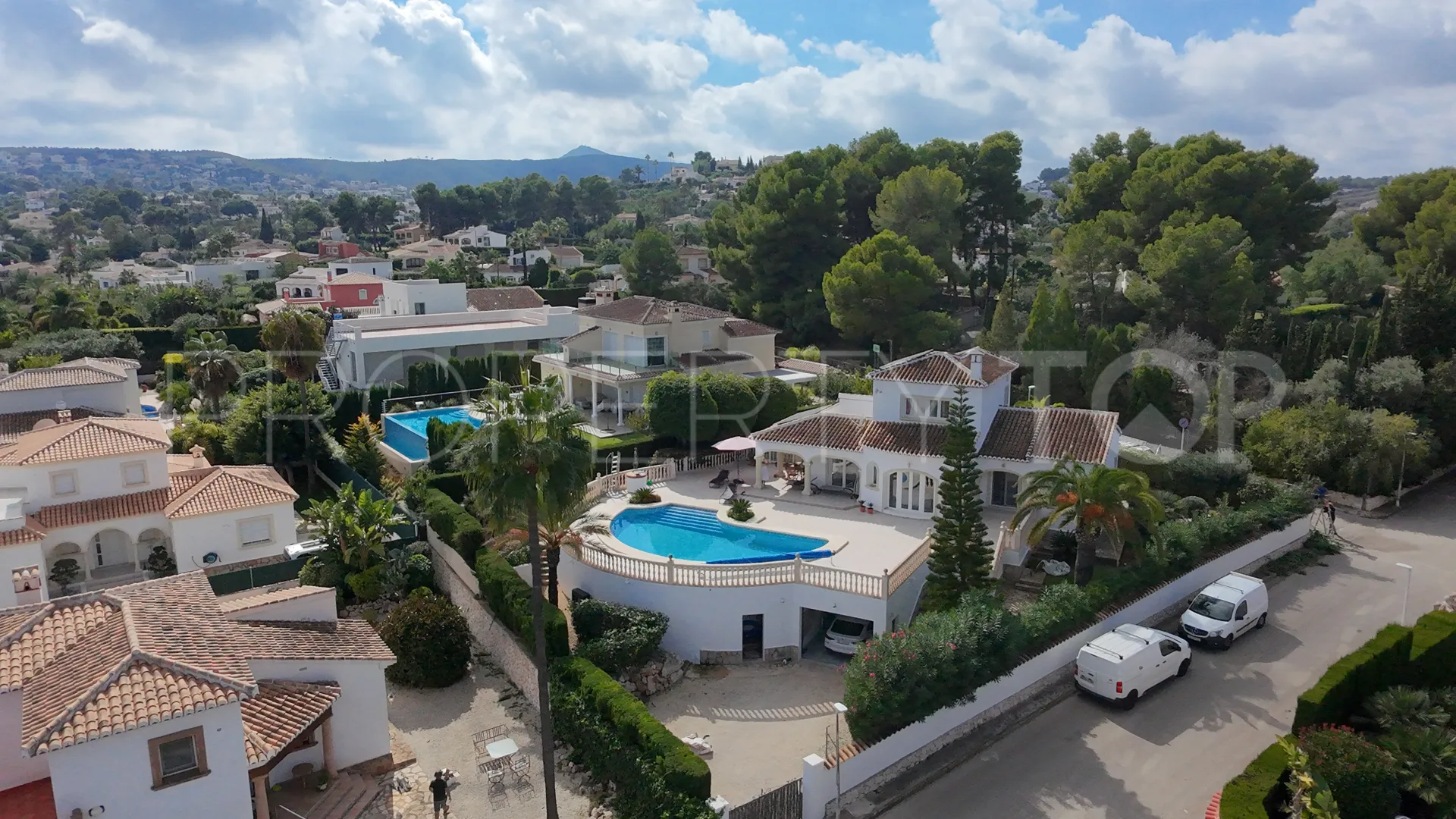 Buy villa with 3 bedrooms in Jávea