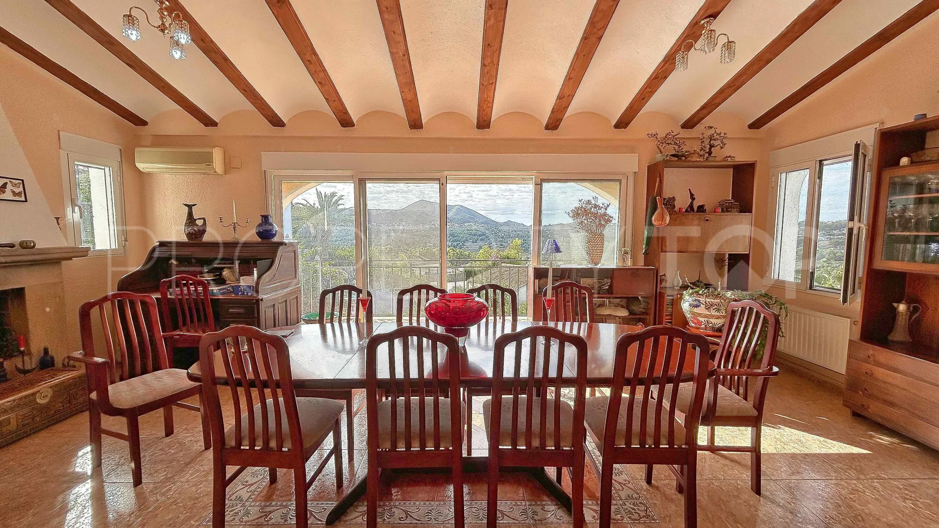 Villa en venta en Rafalet