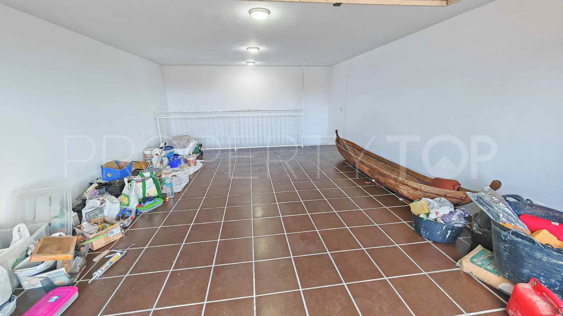 Buy villa in Jávea with 3 bedrooms
