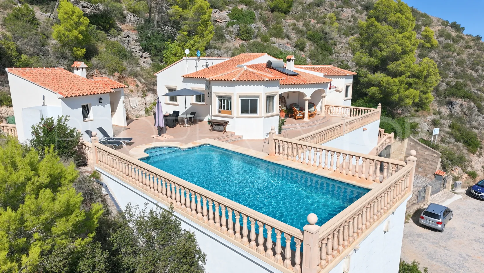 Villa for sale in Pego