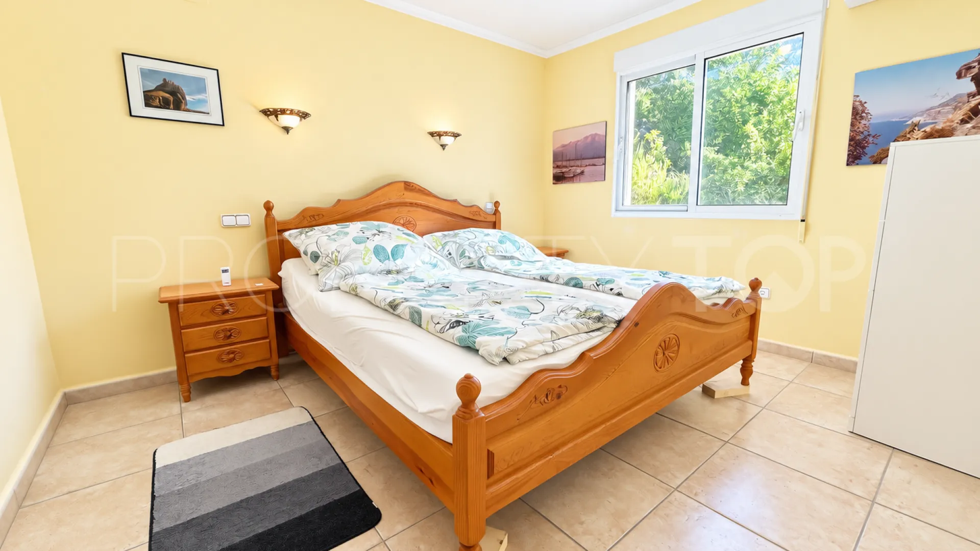 Villa for sale in Pego