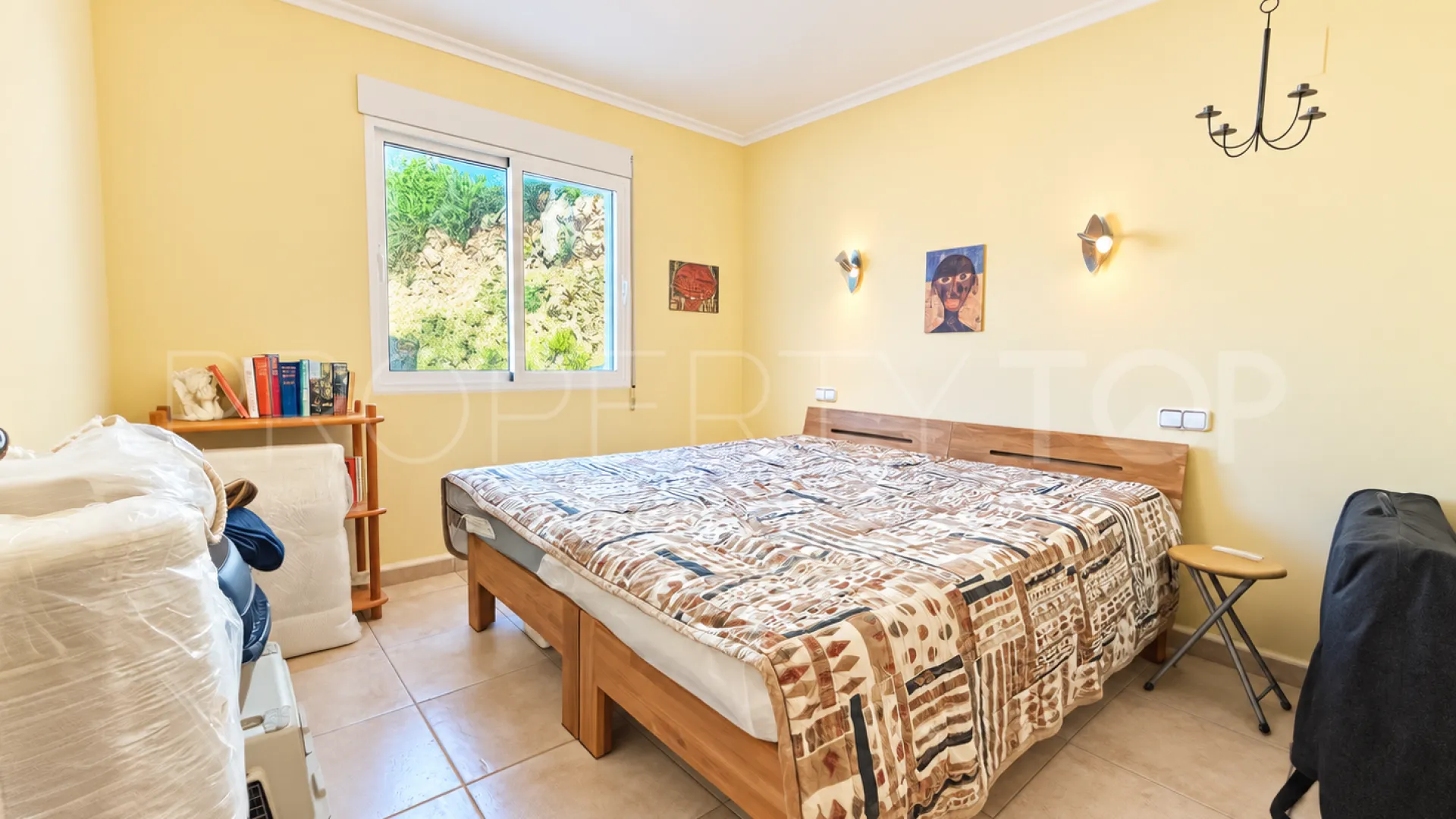 Villa for sale in Pego