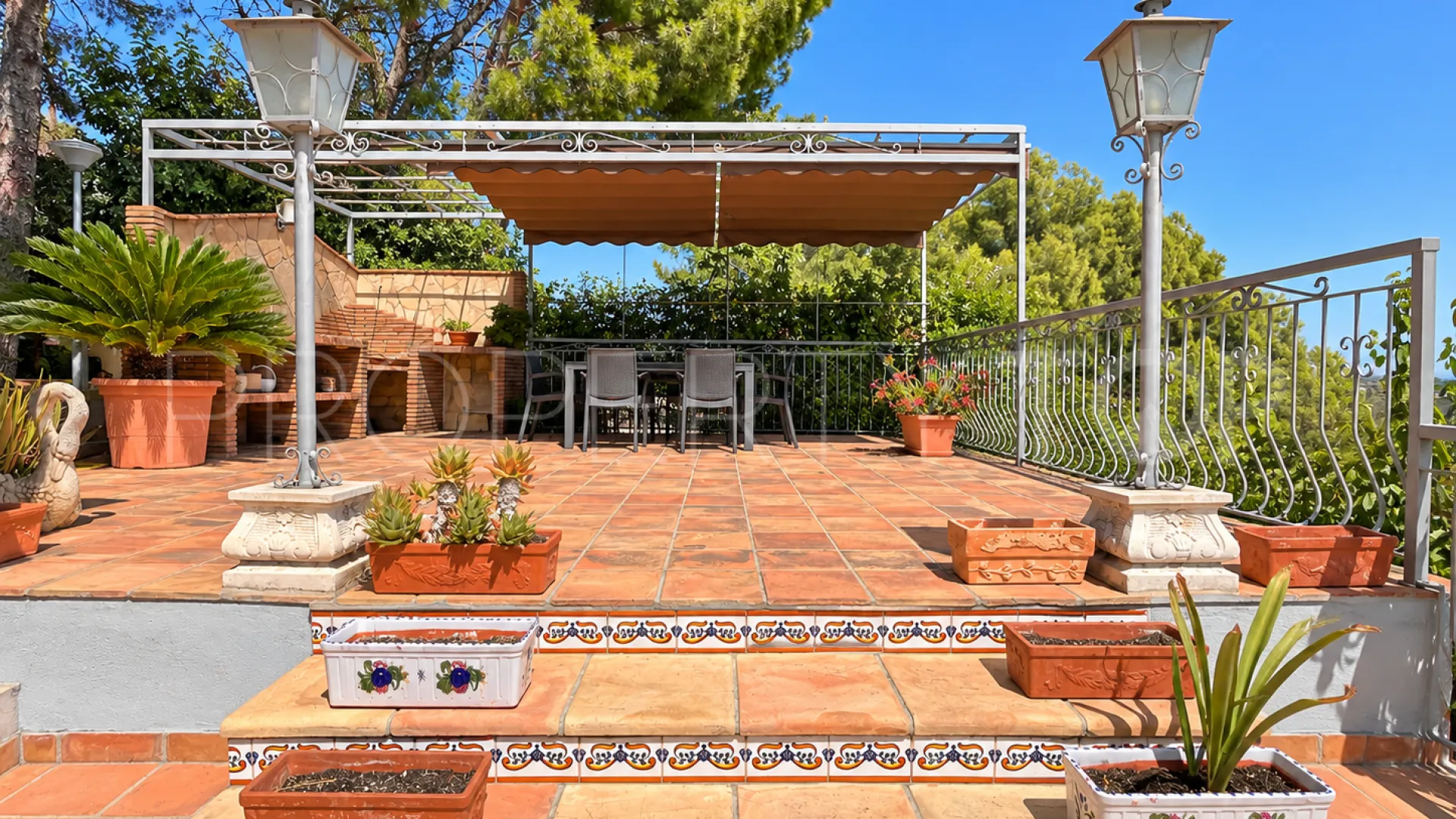 Villa en venta de 4 dormitorios en Beniarjo