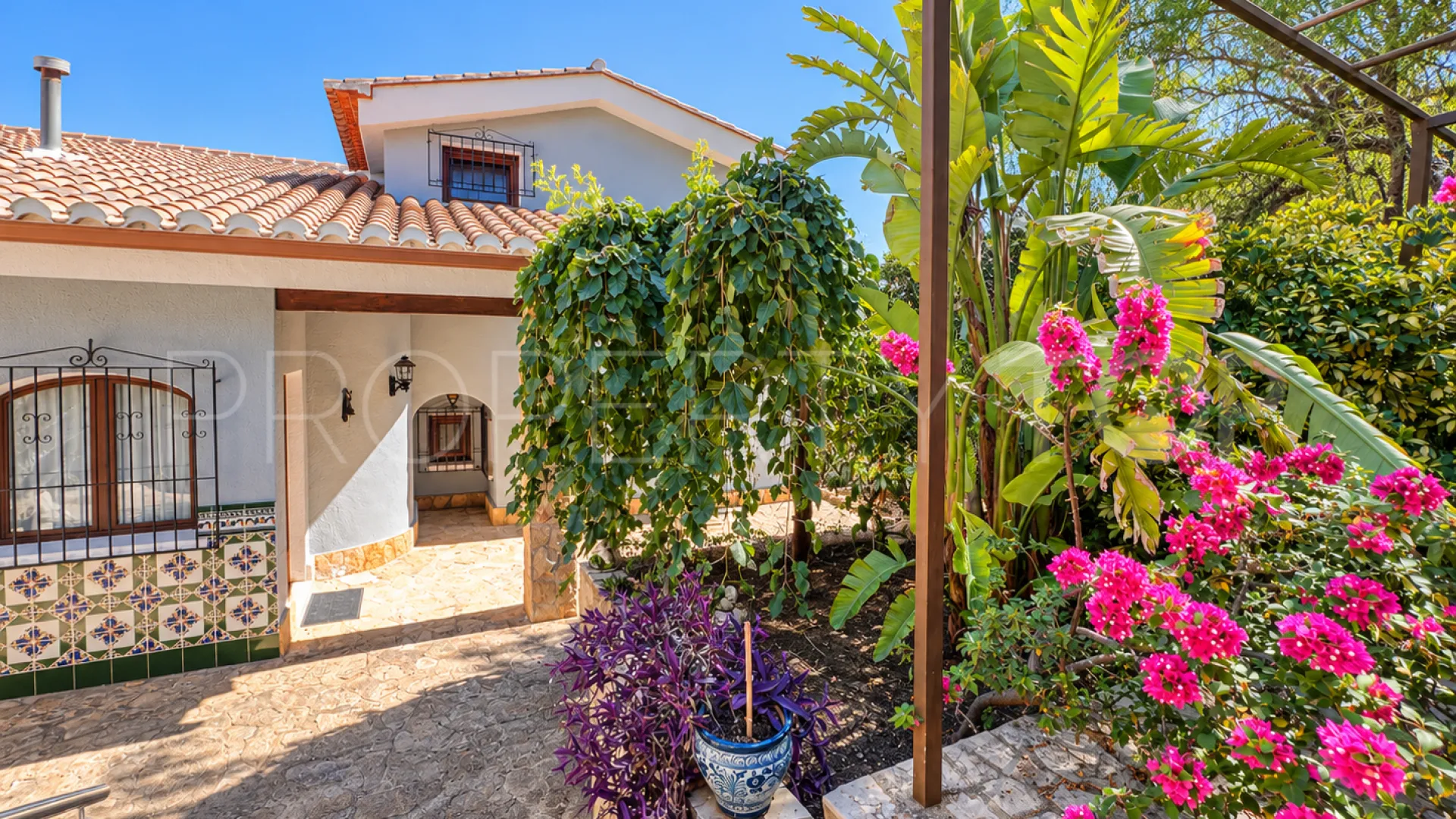 Villa en venta de 4 dormitorios en Beniarjo