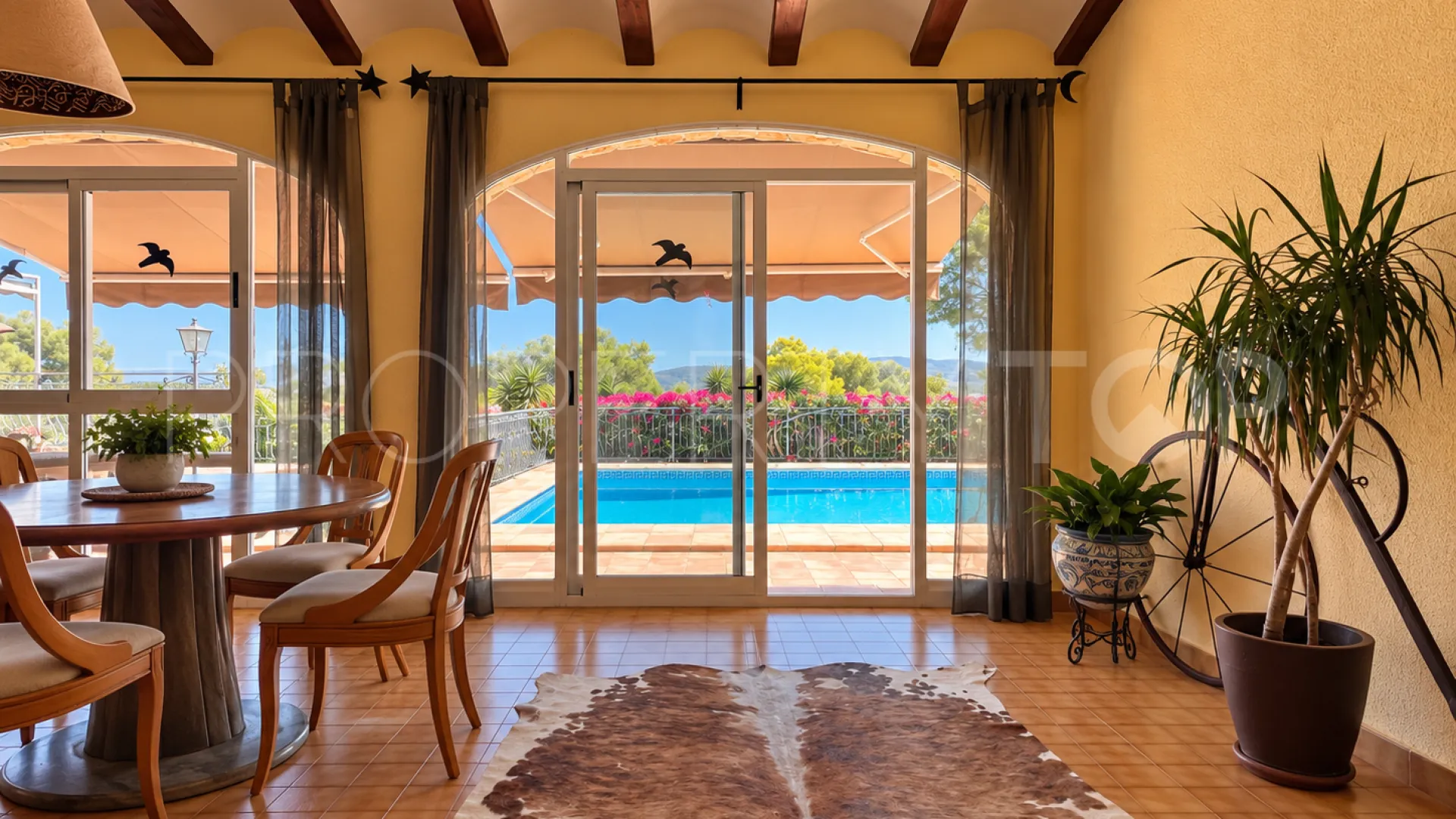 Villa en venta de 4 dormitorios en Beniarjo