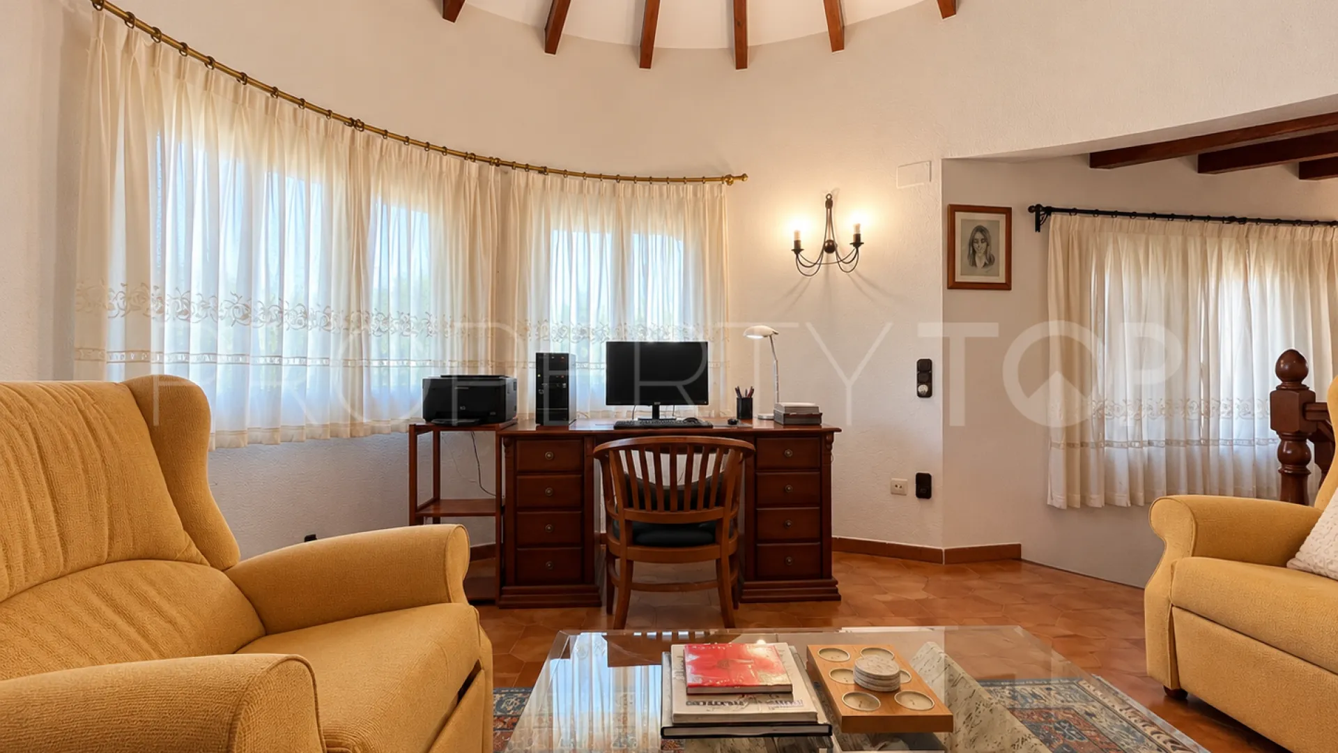 Villa en venta de 4 dormitorios en Beniarjo