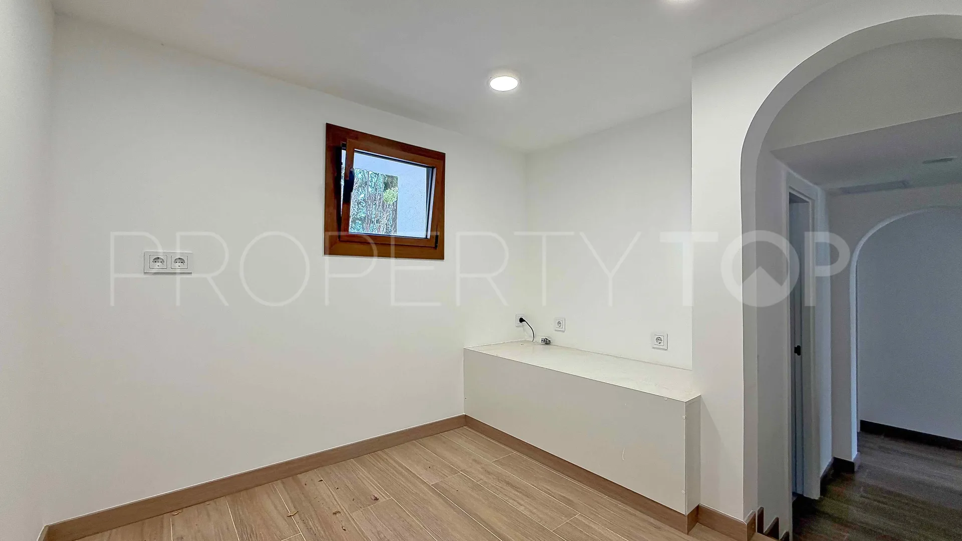Villa with 6 bedrooms for sale in Jávea