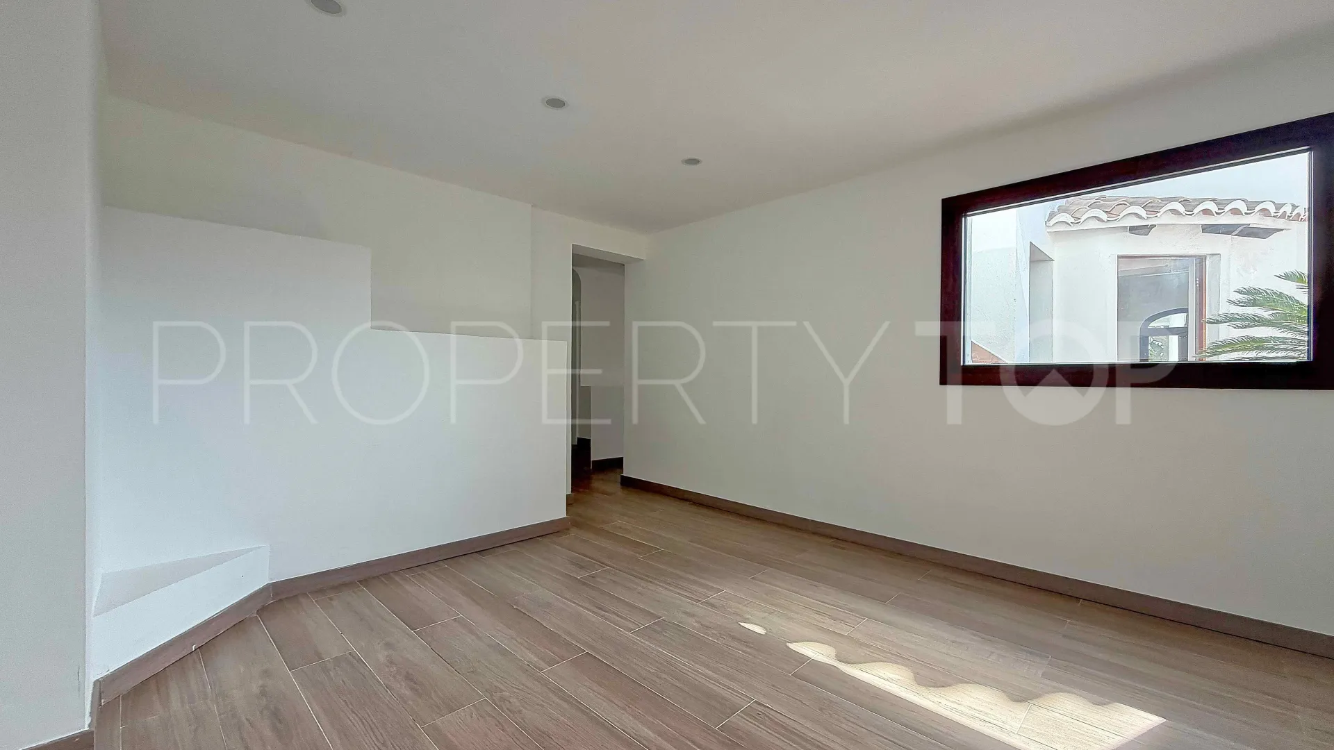 Villa with 6 bedrooms for sale in Jávea