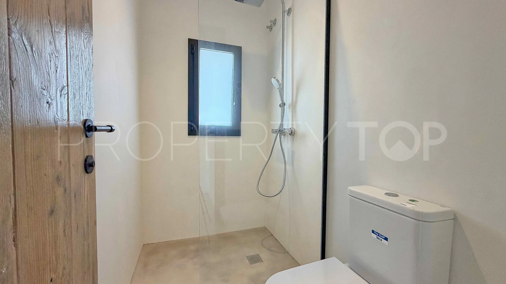For sale villa in Cumbre del Sol with 4 bedrooms