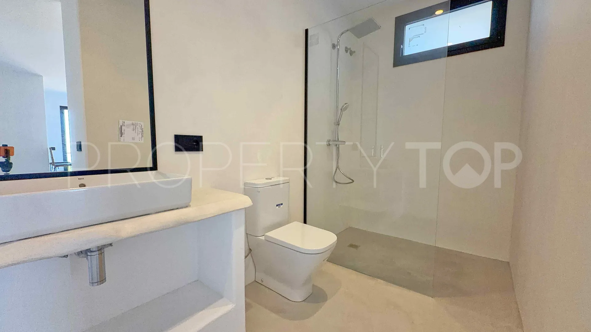 For sale villa in Cumbre del Sol with 4 bedrooms
