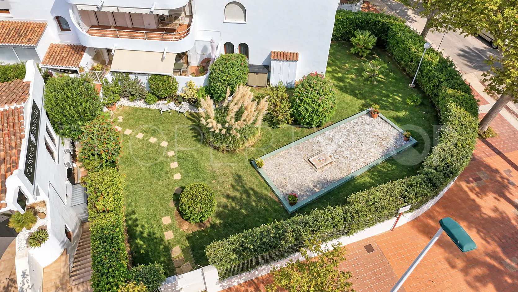 Se vende apartamento planta baja en Avda. Augusta