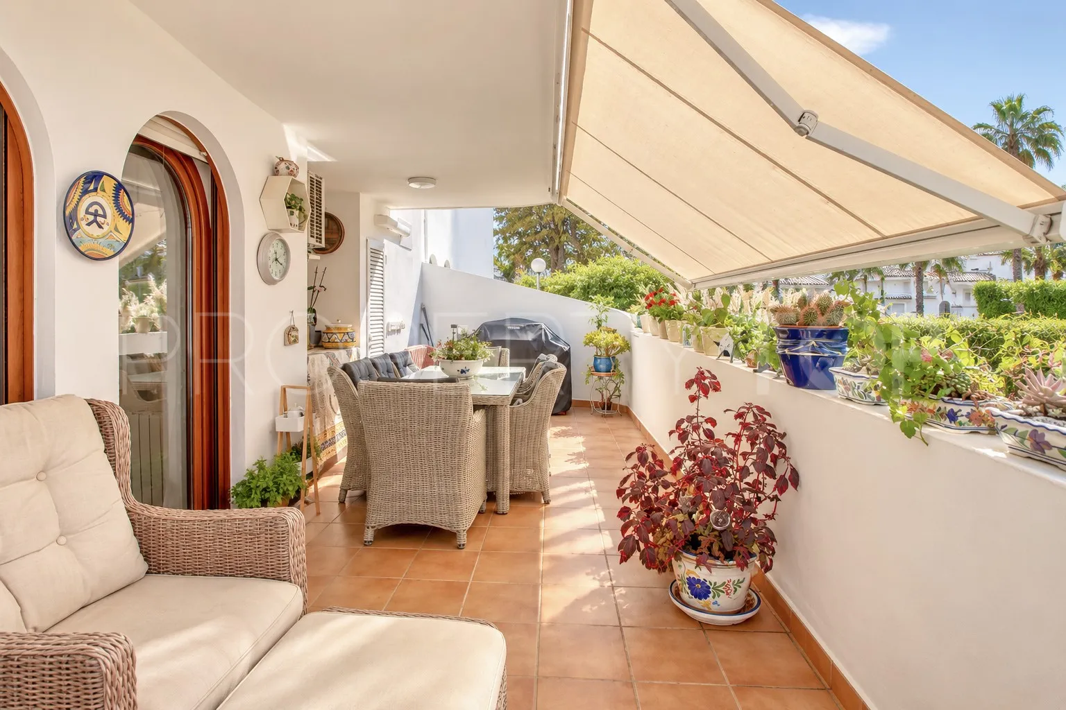 Se vende apartamento planta baja en Avda. Augusta