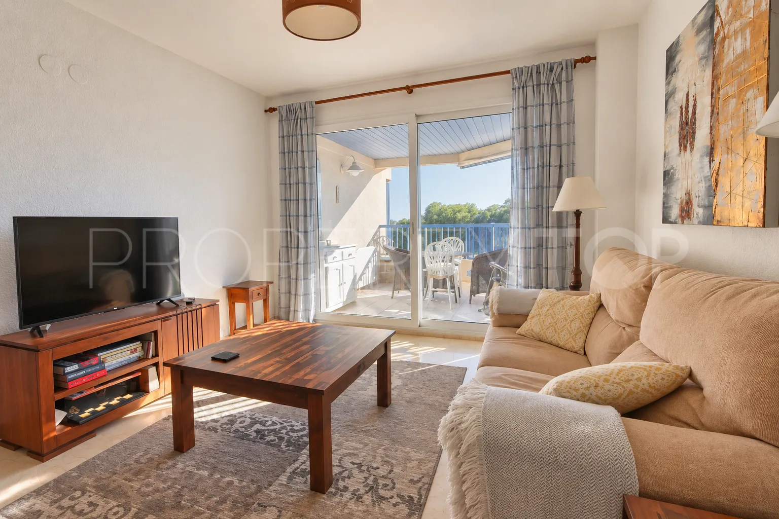 Apartamento con 2 dormitorios en venta en Moraira