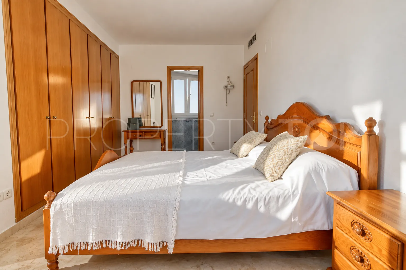 Apartamento con 2 dormitorios en venta en Moraira