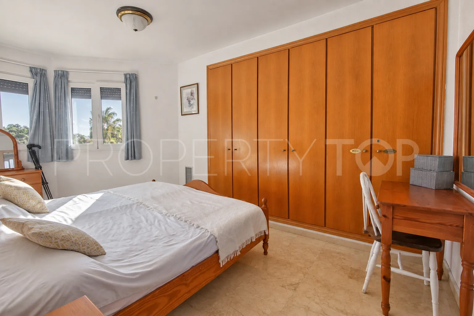 Apartamento con 2 dormitorios en venta en Moraira