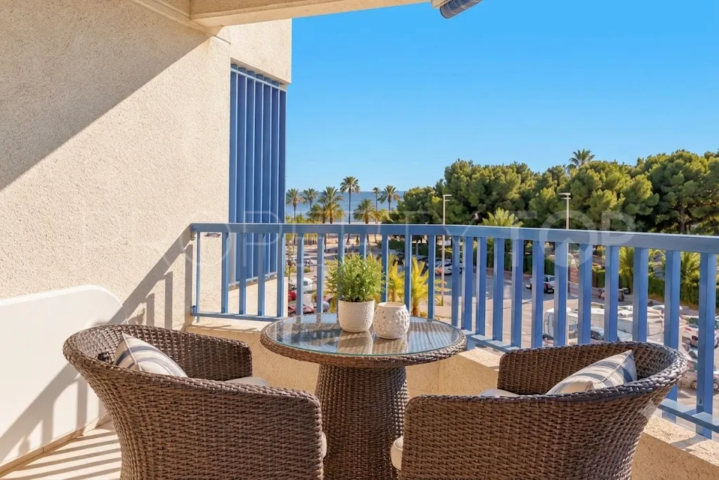 Apartamento con 2 dormitorios en venta en Moraira