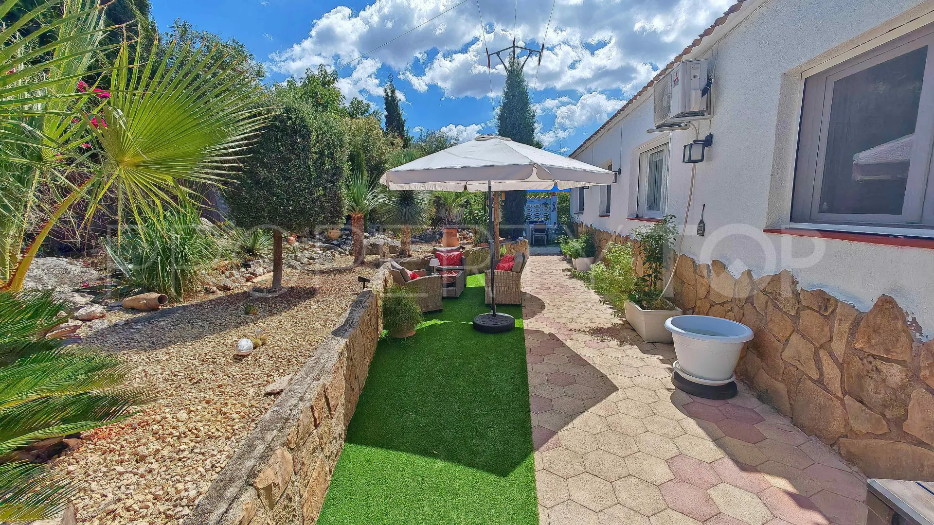 Comprar villa en Orba