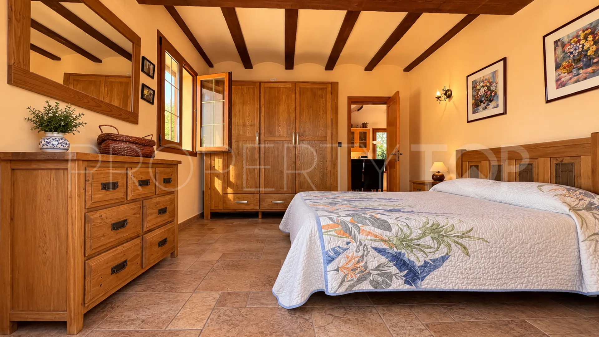 Villa for sale in Oliva