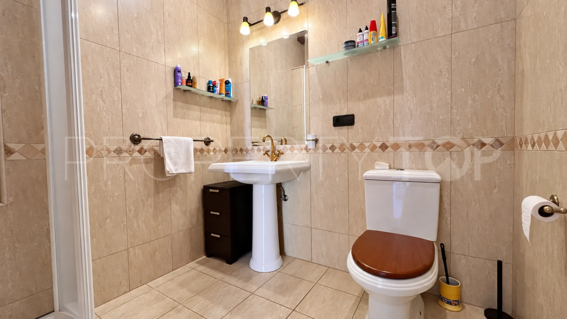 Villa for sale in Oliva
