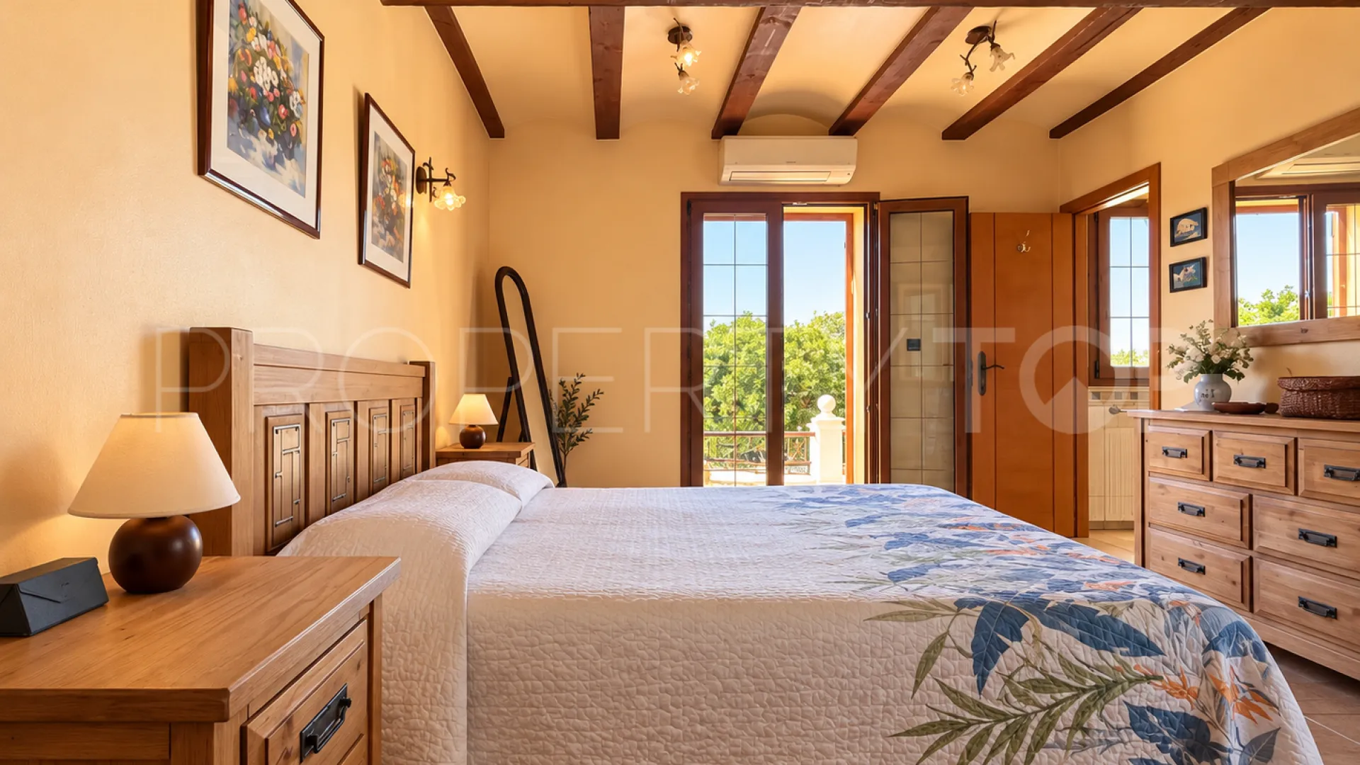 Villa for sale in Oliva