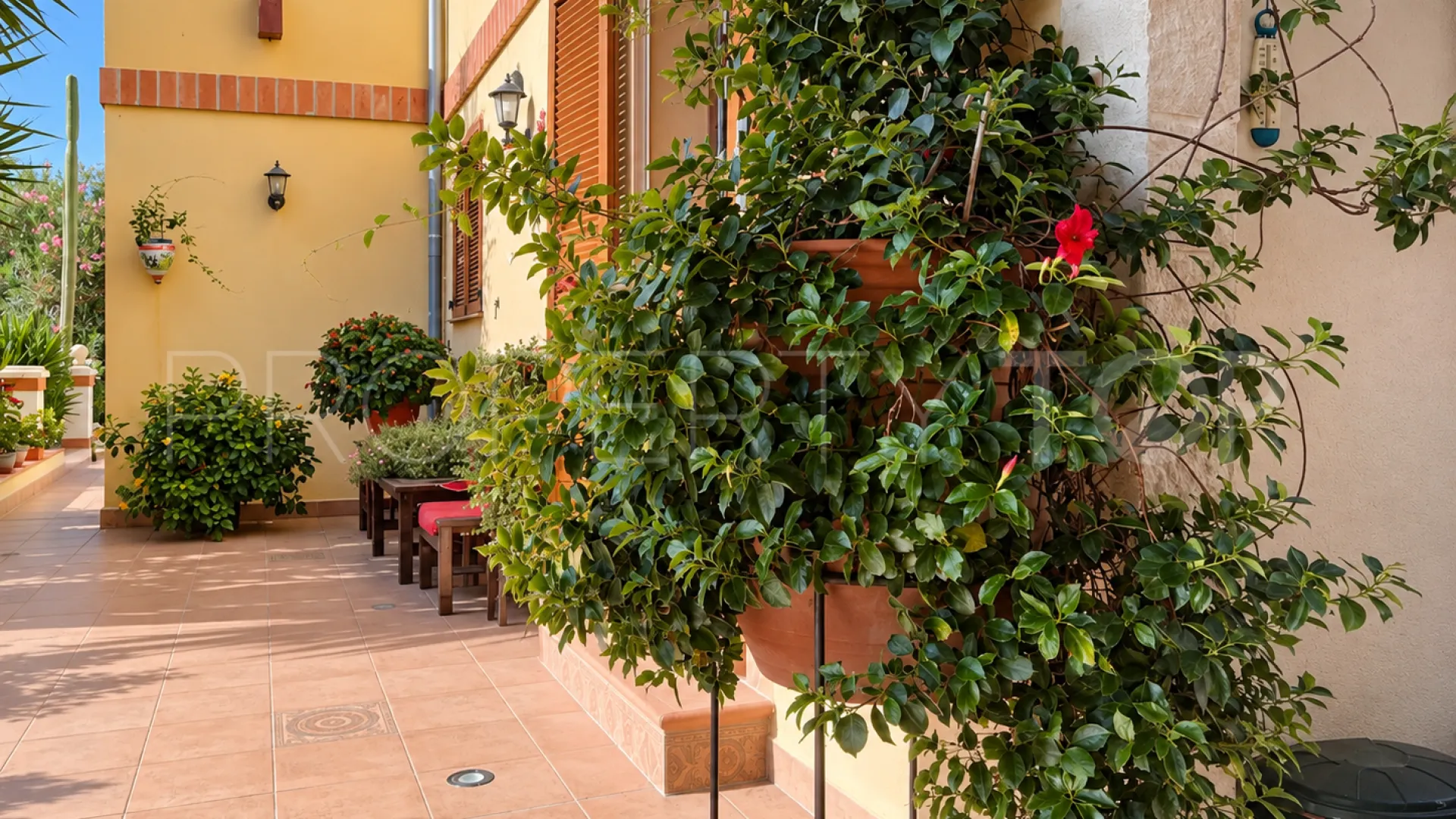 Villa for sale in Oliva