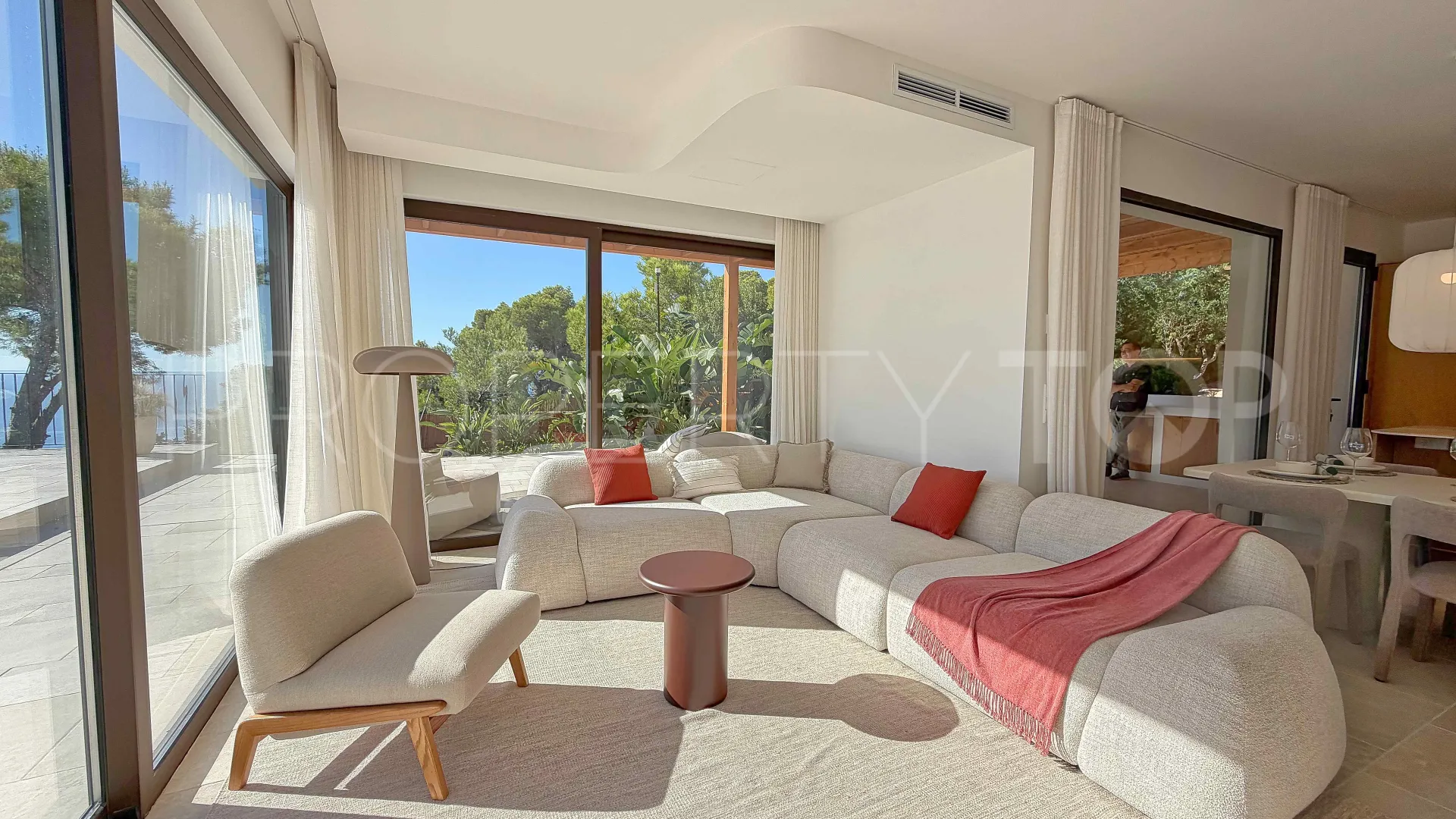 Comprar villa en Jávea de 4 dormitorios