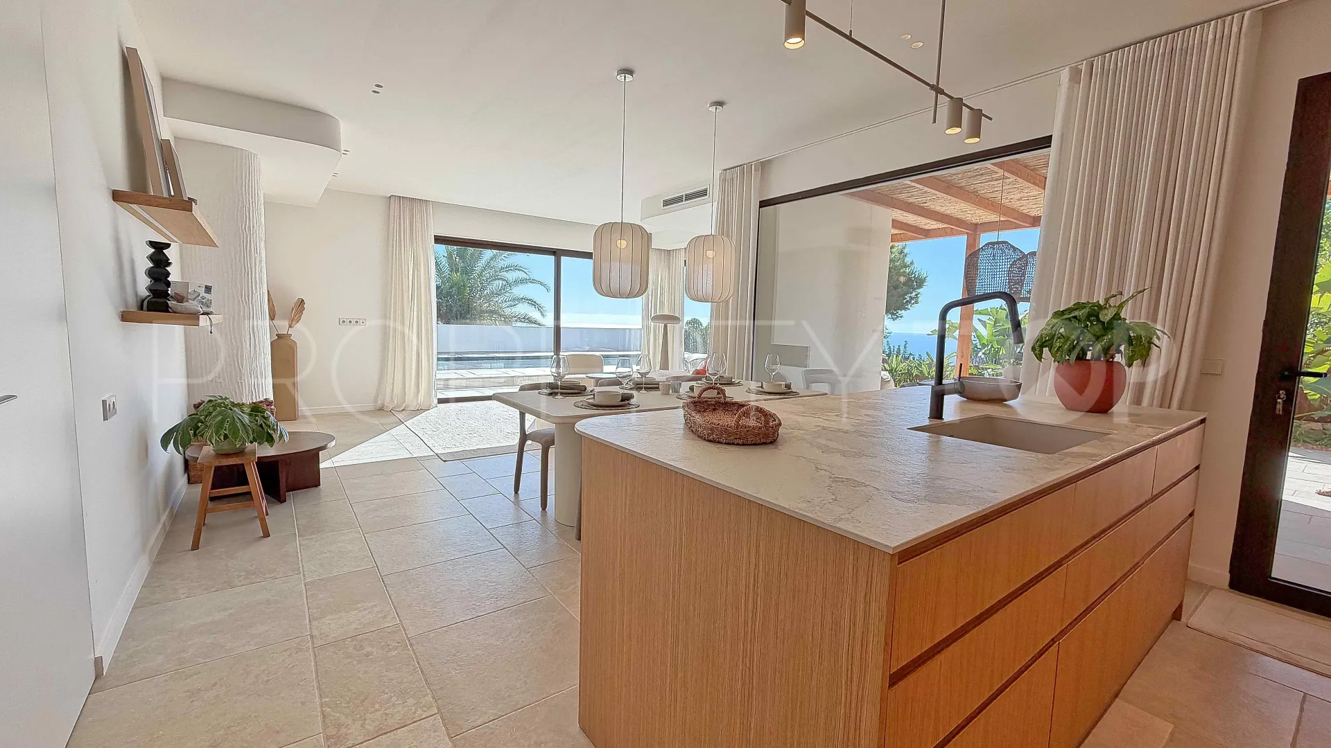 Comprar villa en Jávea de 4 dormitorios