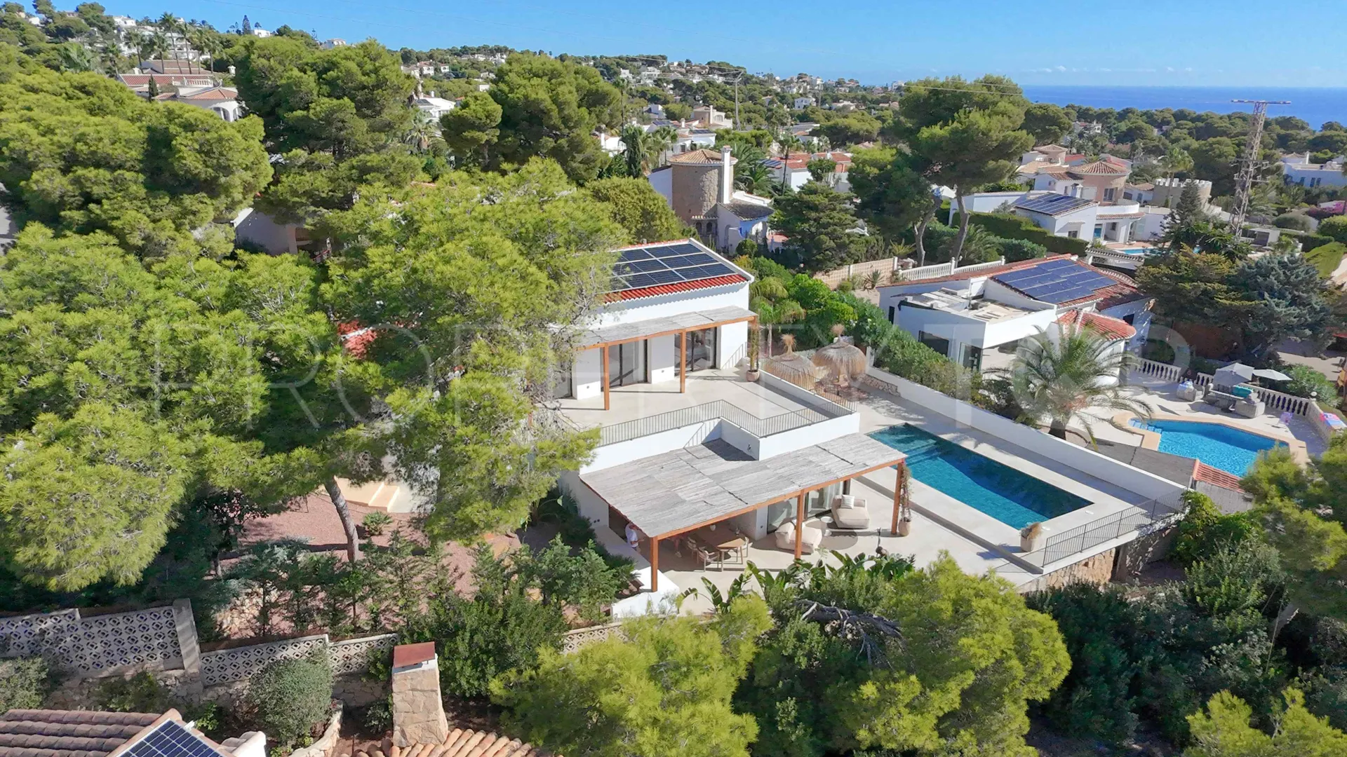 Comprar villa en Jávea de 4 dormitorios