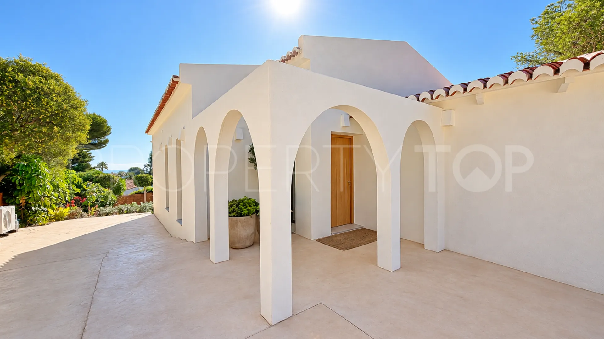 Comprar villa en Jávea de 4 dormitorios