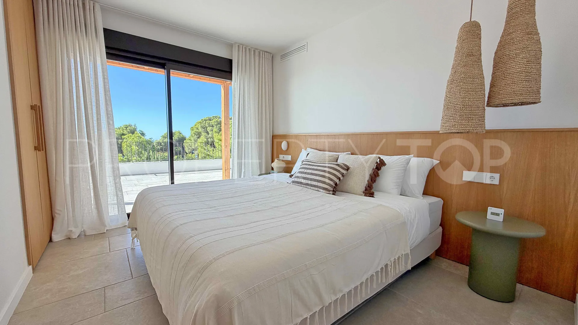 Comprar villa en Jávea de 4 dormitorios