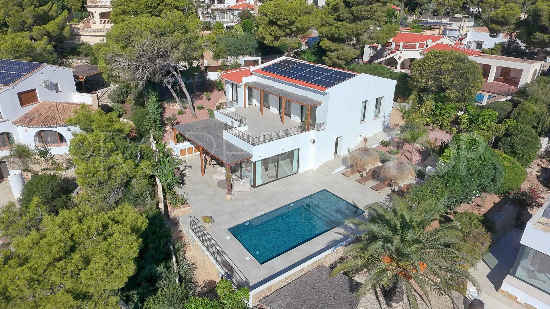 Comprar villa en Jávea de 4 dormitorios